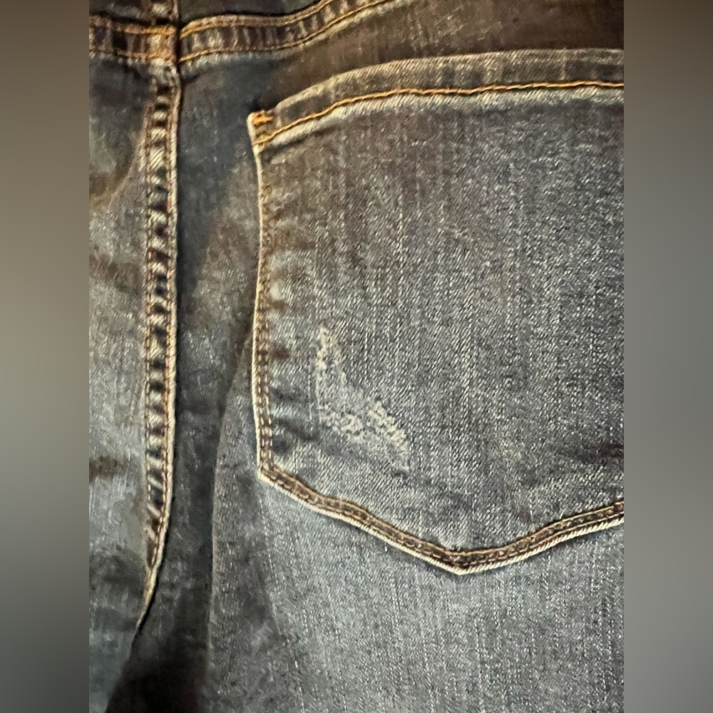 🛍️ Fashion Nova High-Rise Denim Flare Jeans | Size 7 | EUC | Retro Boho Vibes ☀️ - Picture 10 of 11